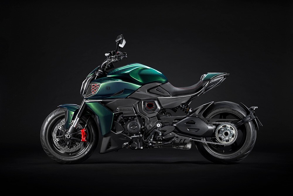 Ducati e Bentley: due serie davvero speciali per la Diavel V4